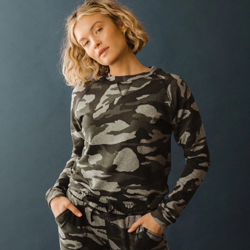 Albion Campus Crew Sweatshirt Top Black Camo SOLD OUT